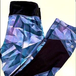 Lululemon running crop leggings size 6